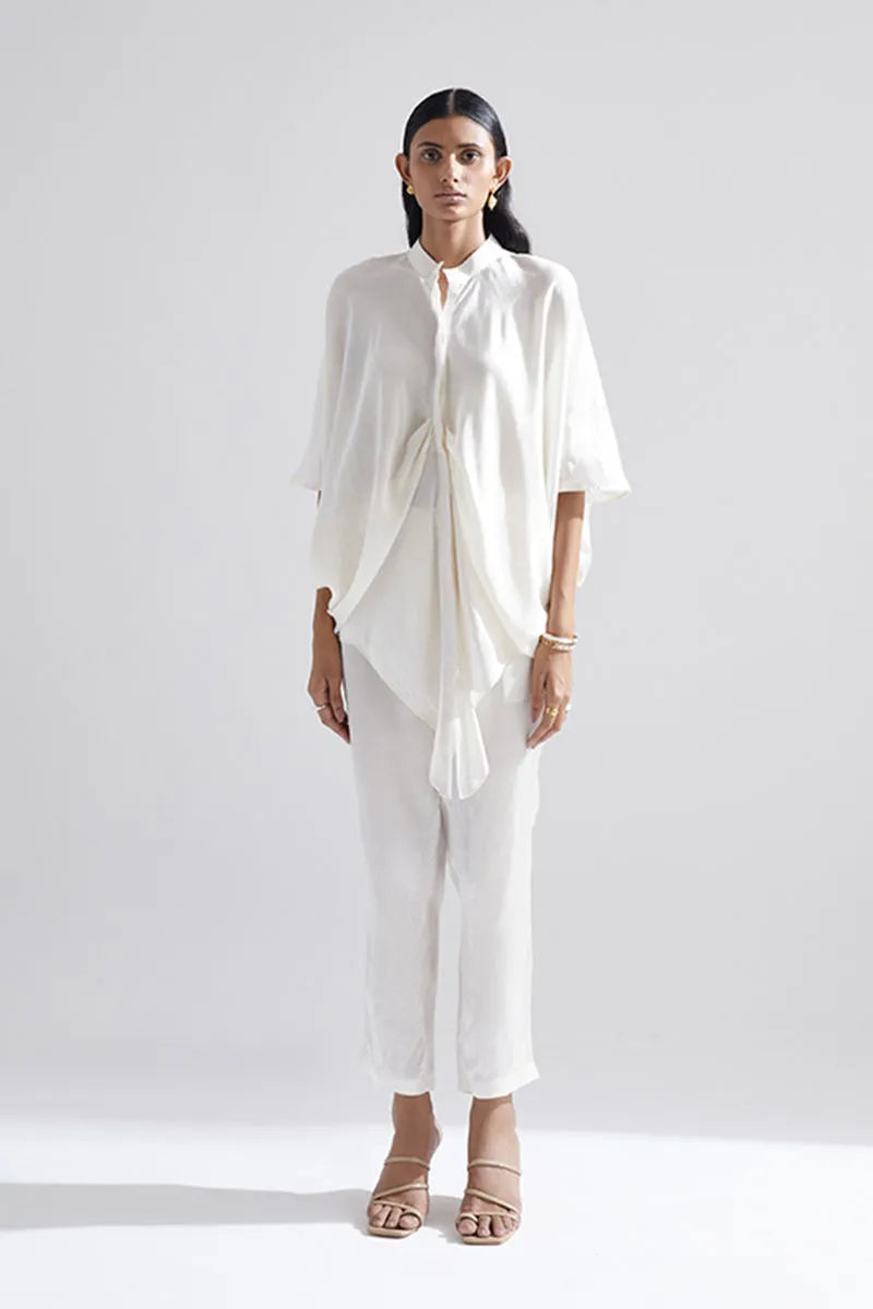 Echo Madonna Lily Top